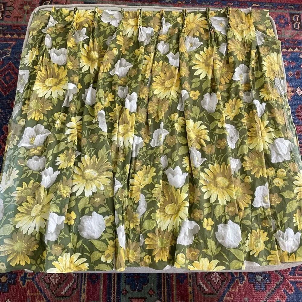 Vintage 60s Green Yellow White Floral Pinch Pleat Curtain Panel 42 x 43.5